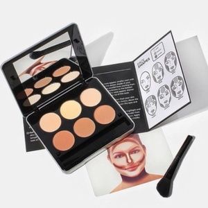 Makeover Essentials Beauty Essential Contour Kit